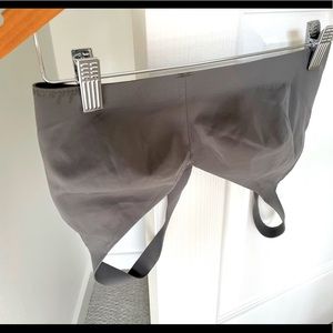 Lululemon 32DD Sage Green Sports Bra